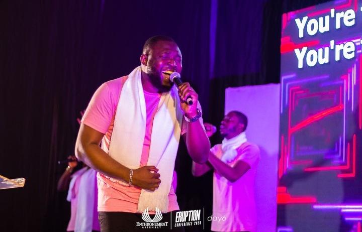 soignestores's tweet photo. Appreciation Post ❤

I really appreciate the love and support poured out on my business.

The referral 😍 thanks @MrShanze for this. 

Guys,  I supplied a church choir and they loved it. 

Keep shopping, keep supporting!

🙏🙏🙏🙏 https://t.co/PviY0tkhJe