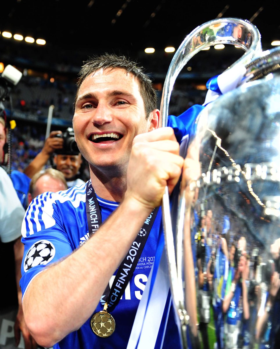 sportbible's tweet photo. Frank Lampard is, and always will be, a legend of Chelsea Football Club. 💙 https://t.co/tJBURZ7KT2
