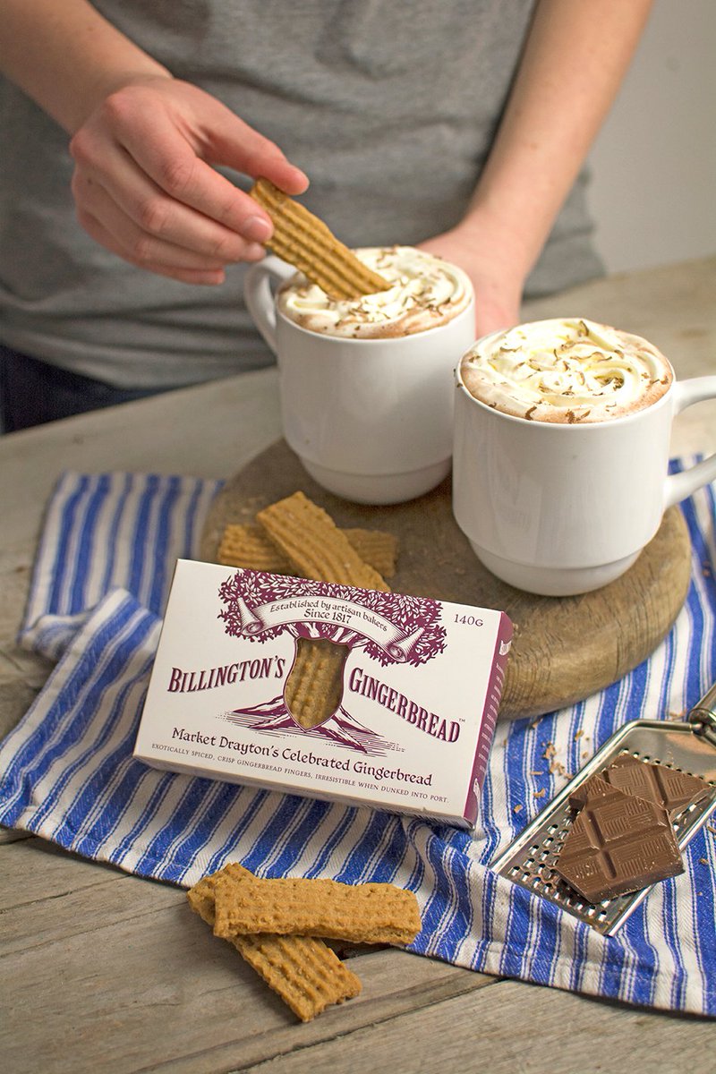 Brrrr..... time to warm up a cold Monday morning with a hot chocolate with a delicious dunking accompaniment! 

Happy Monday everyone!