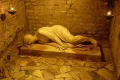 marixapanda's tweet photo. I just cant get over how freaking creepy some of the #CapuchinCrypt photos are...creepy even for my standards,damn!π€π€¨ππ https://t.co/NkafByZCXr