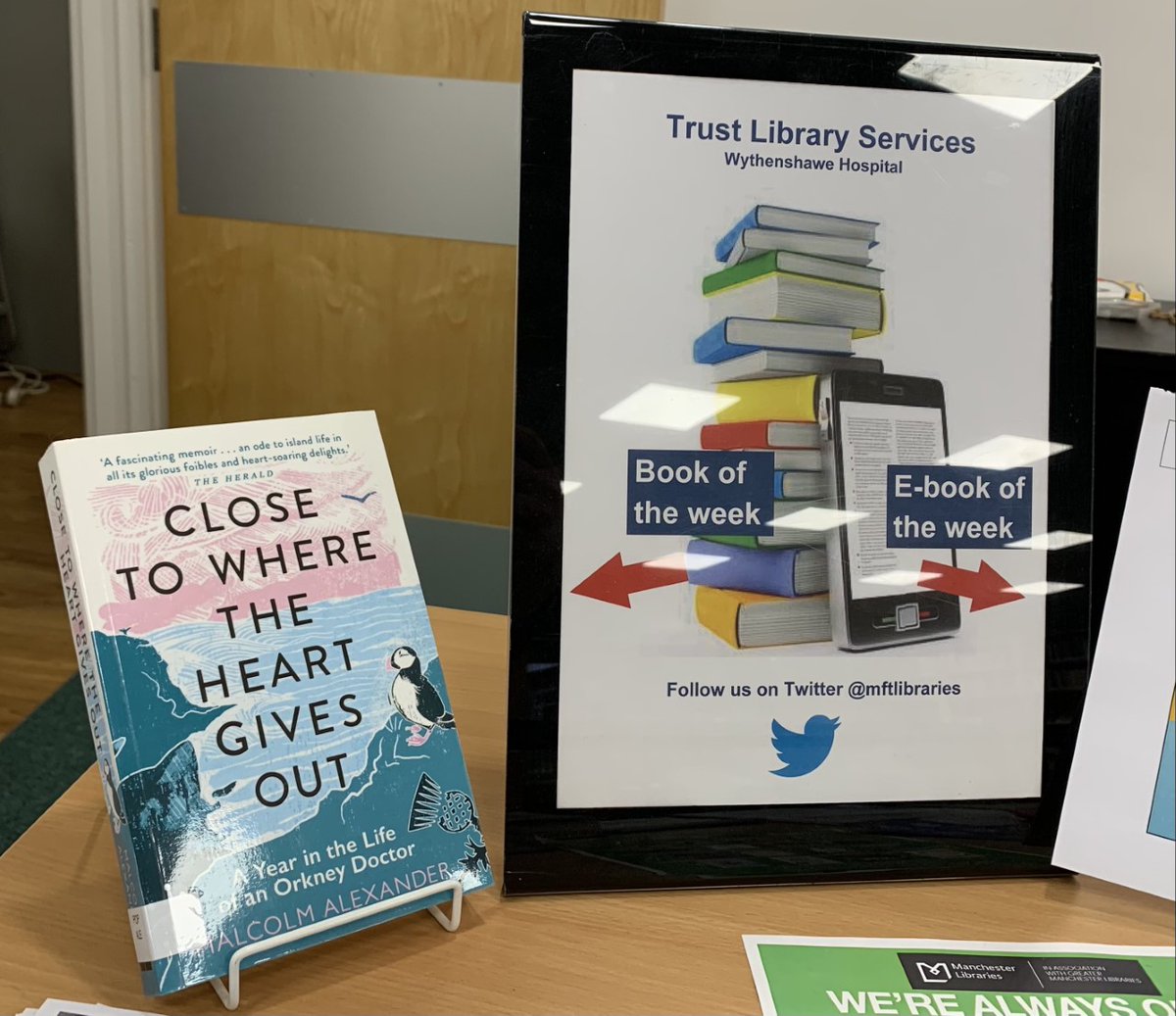 mftlibraries's tweet photo. Wythenshawe's #BookOfTheWeek is 'Close to where the heart gives out: a year in the life of an Orkney doctor' by Malcolm Alexander
Avaiable for loan @mftlibraries
#NationalReadingDay #23rdJan https://t.co/w3vEwB7hcu