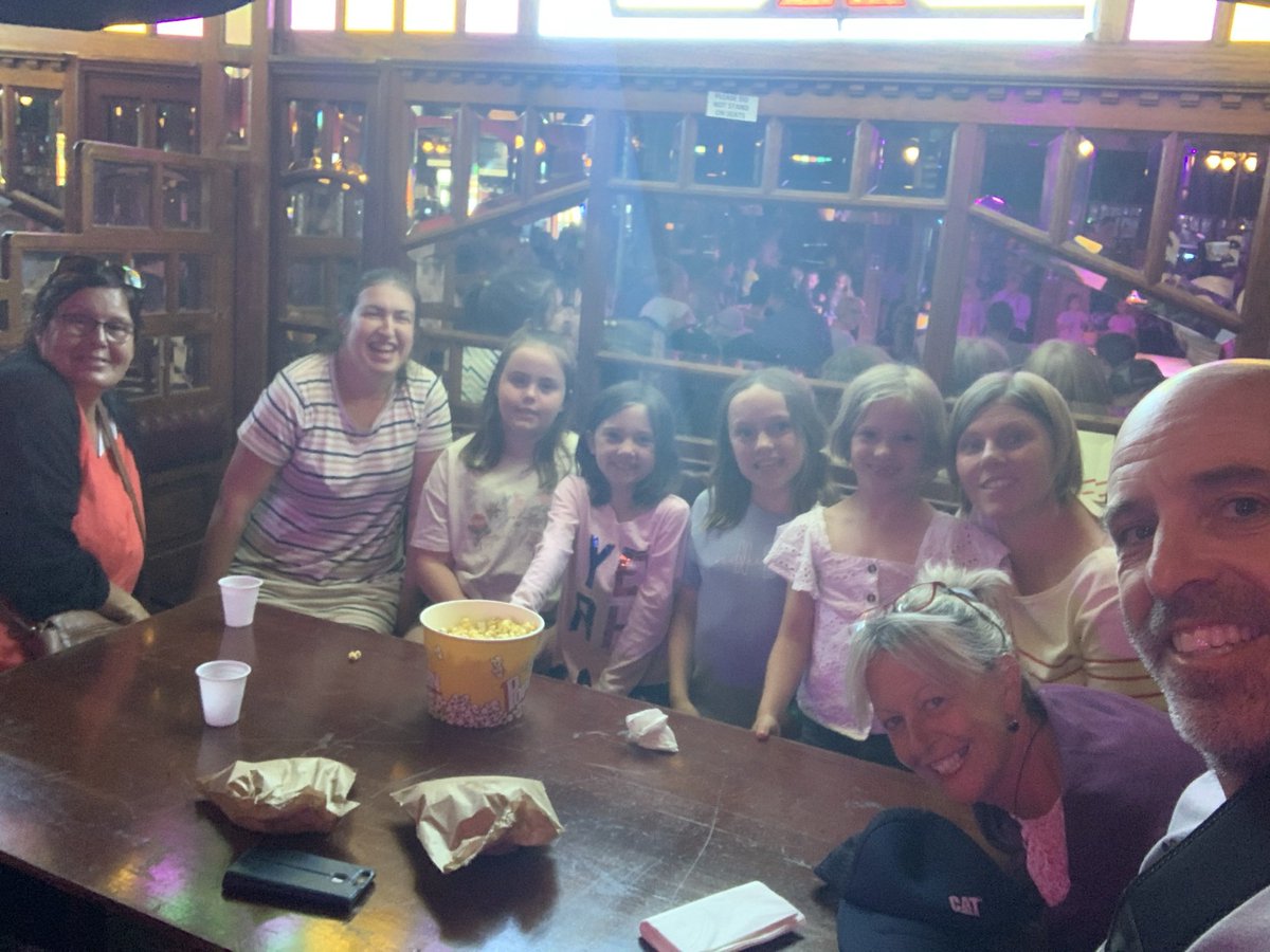 We took the  #TeamDavis circus to the Wonderland Spiegeltent Circus one evening. Great entertainment. Amazing acrobatics. &ndash; bei  Wonderland Spiegeltent