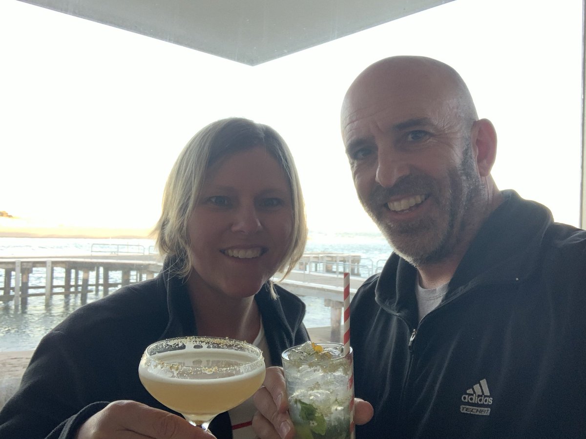 Our gorgeous friend gave Lib & I the opportunity for a  #datenight Quite nice to enjoy a cocktail (margarita & mojito), some fresh seafood and some sticky date  &ndash; bei  At The Heads