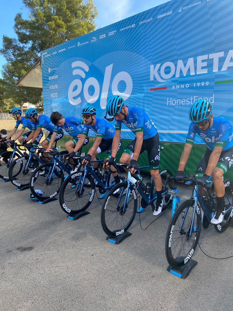 Warming up the engine before the race👊⚔️

•
•
•
📸 @roberpuertas 

#ciclismo #cycling #cyclinglife #bike #bici #roadbike #cyclingphotos #sport #bikelife #cyclist #bikeporn #roadcycling #cyclingshots #bicycle #instacycling #outsideisfree #italy #instabike #cyclingpics #mtb