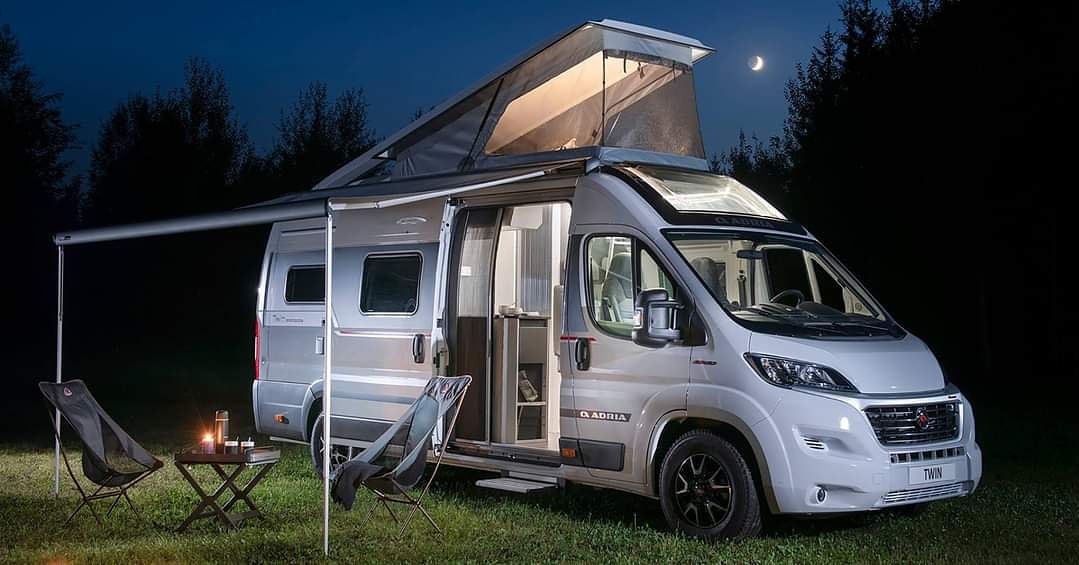 ¿Dónde, cuándo y con quién viajarías con la nueva Twin Sports Edition?

 adria-mobil.com/vans/twin-spor…