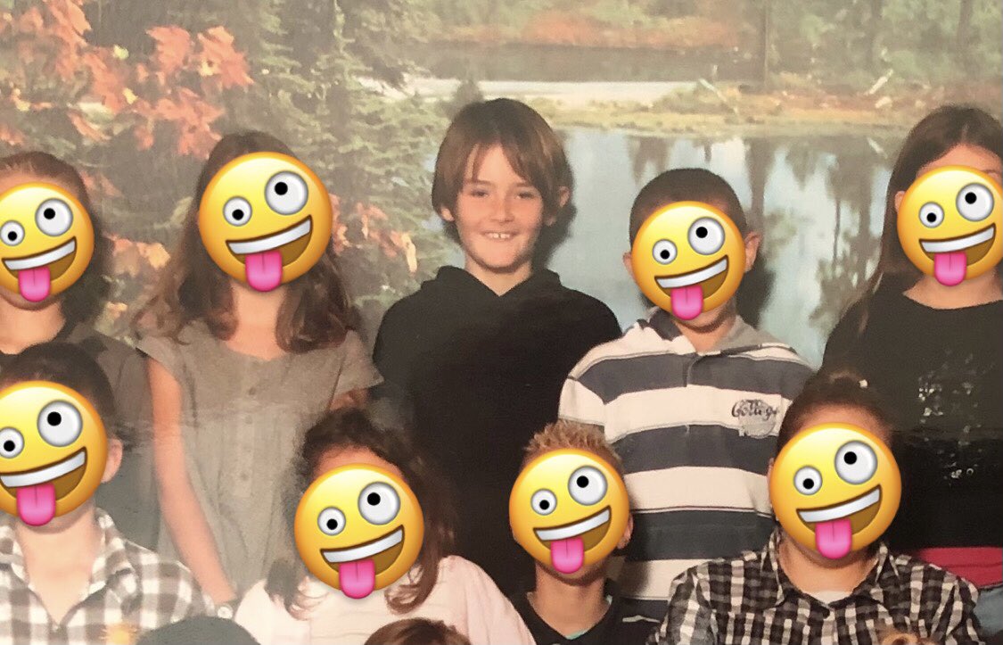 margolilette's tweet photo. Hello #Australian Twitter! My elementary school friends and I are looking for Oscar, our Aussie friend who spent 1year in Normandy-France in 2009/2010(🇫🇷CM1/🇦🇺year4). We know that he has a very international family(Canada, Scotland, France). 

Pls retweet and DM me if u know him! https://t.co/kfVt2lv4DF