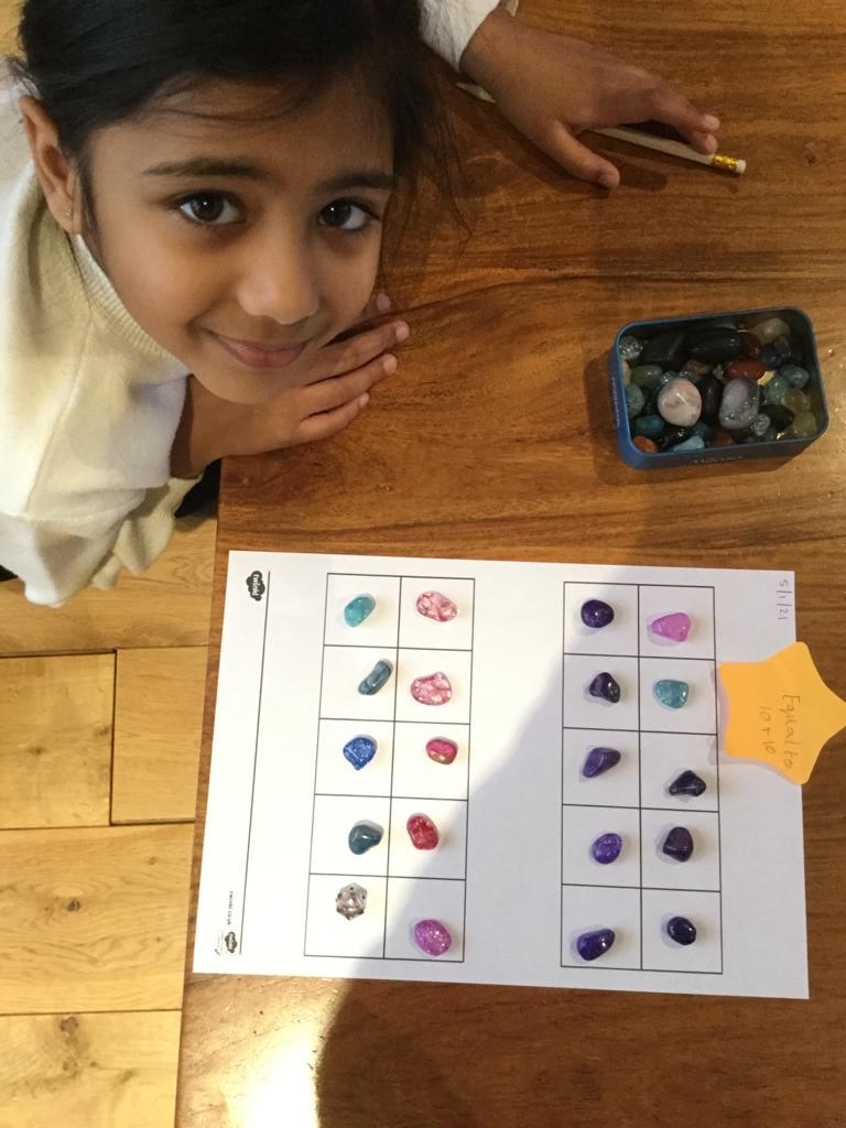 NorthwoodGDST's tweet image. Great work from Amaya in Y1 who has been using gem stones to help her visualise tens in maths. ➕💎#NWCAlwaysLearning #WhereGirlsLearnWithoutLimits #NWCFamily @GDST