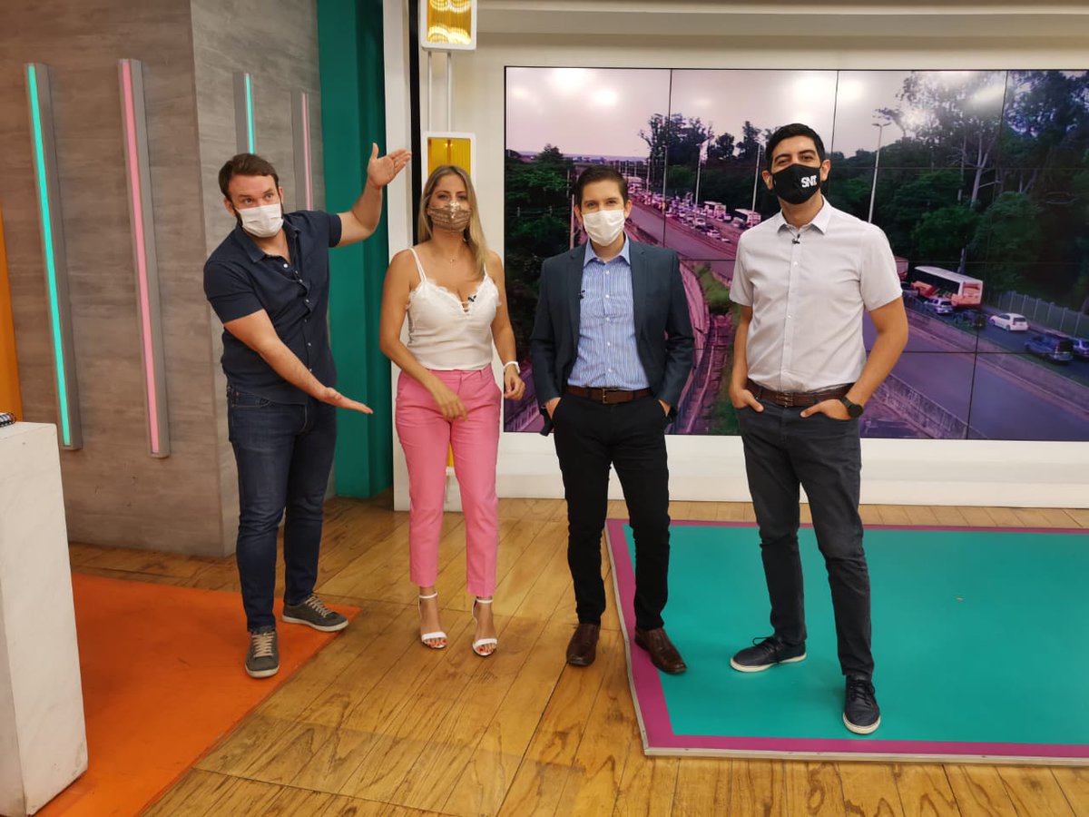 CadaDiaSNT's tweet photo. ✨❤️🇵🇾 ¡Bienvenidos a La Mañana de Cada Día!
Te acompañan #EnVivo 📡 por el @sntcanal9 📺
- @edwin_storrer
- @gisecassettai
- @Juanctpy
- @chichecorte
#WhatsApp 0981 30 30 26 📲
#LMCD2021 #SNT #SNTHD https://t.co/eDn7s8PiF5