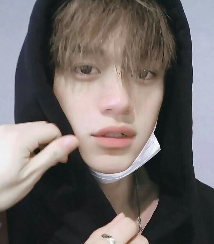 jssookim's tweet photo. Ayo huge man rascal whom I treasure a lot, happiest birthday to you. May you always be blessed with happiness and good things as you deserve. Love you. Have a blast. x @lucas_wayv https://t.co/Y9refrK4s9