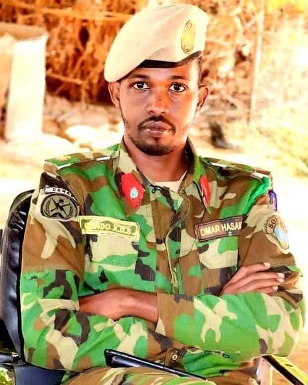 Taliyihii soo afjaray hawlgalkii maanta  ee loogu hiiliyay qaranimada laguna beeniyay rajadii kenya 

Taliyaha ciidamada gorgor ee gobolka gedo omar xasan 💪