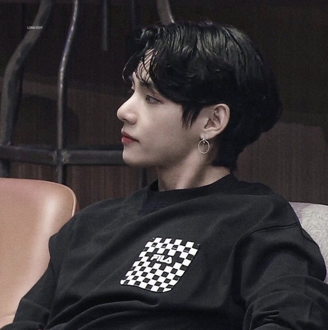 BTS_BANG_T's tweet photo. #아미트친소 태형이 사랑하는 05랑 트친 해요 https://t.co/7TjUH0SMQe