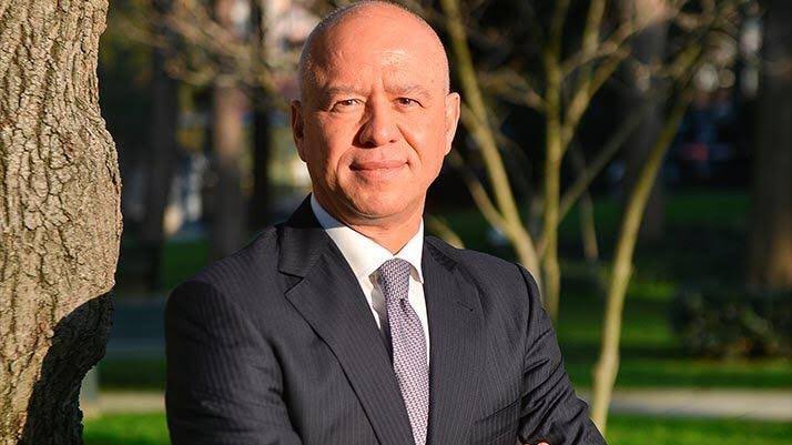 Koç Holding CEO’su E.Hesap Uzmanı Levent Çakıroğlu, B20'nin Ticaret ve Yatırım Görev Gücü Eş Başkanlığı'nı üstlenerek, Türkiye'nin G20 dönem başkanlığını yürüttüğü 2015 yılından sonra B20 görev güçlerinde bir Türk şirketi adına eş başkan olarak görev alan ilk temsilci oldu.