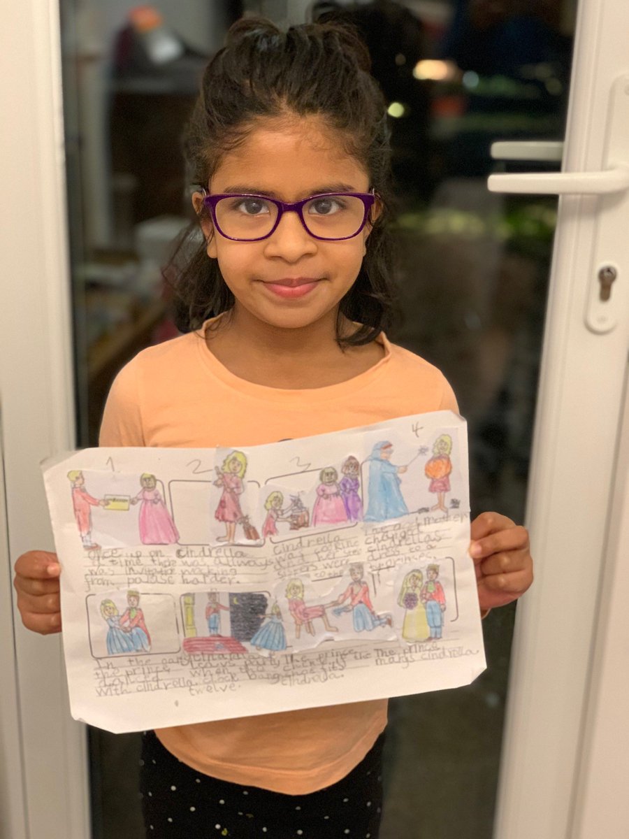 NorthwoodGDST's tweet image. Hansika in Y1 is loving her online lessons during GHL. She has been very busy dressing up as Elsa for show and tell👸, learning about kidThesaurus 📚 and even making her first snow man on the weekend⛄. Great work Hansika!🌟👏👍  #NWCAlwaysLearning @GDST