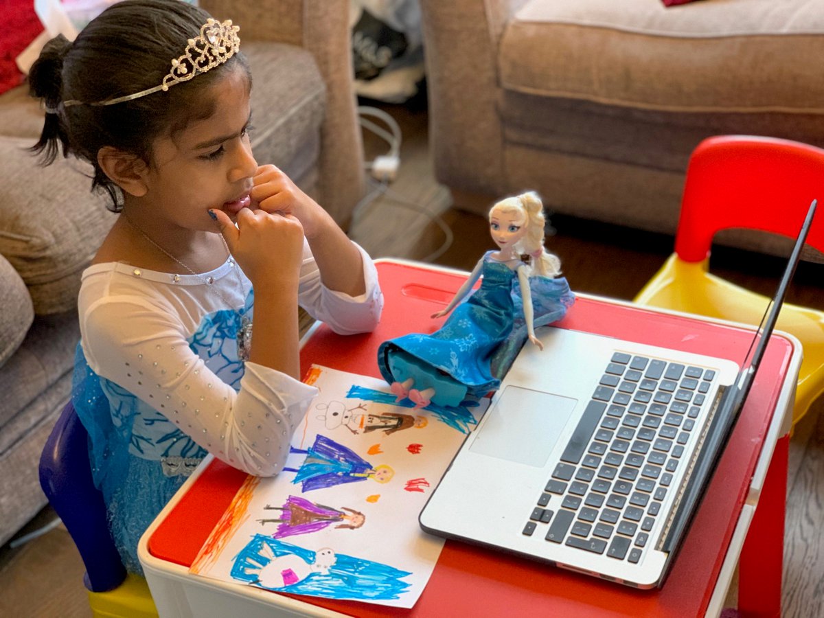 NorthwoodGDST's tweet image. Hansika in Y1 is loving her online lessons during GHL. She has been very busy dressing up as Elsa for show and tell👸, learning about kidThesaurus 📚 and even making her first snow man on the weekend⛄. Great work Hansika!🌟👏👍  #NWCAlwaysLearning @GDST