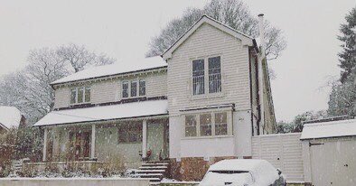 OWD_architects's tweet image. #retrofitfirst now complete: 2 bedroom chalet bungalow becomes a 4 bedroom family home, Surrey.
