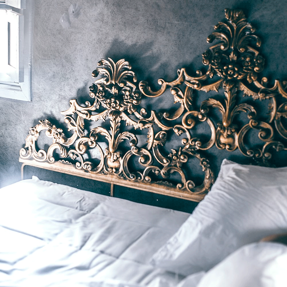 HomeStyleForYou's tweet photo. 🔑 What is #glamorous style? 🏡

🕰 Nothing embodies glamor style better than 60s Hollywood star Marilyn Monroe. She made a #striking entrance into people’s minds for her sensual and voluptuous allure that she knew how to use elegance.

https://t.co/NNjId7RCtW

#homestyleforyou https://t.co/BMH89XpcbD