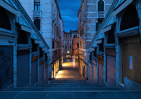 MRKonTour's tweet photo. New artwork for sale! - "Rialto Bridge Backstage at Dawn" - https://t.co/kovtSWcP75 @fineartamerica https://t.co/hCb5u6hfiQ