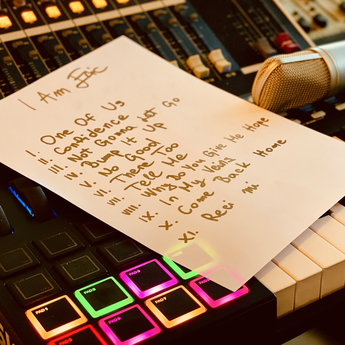 ERICmusicTW's tweet photo. I am happy to reveal the #tracklist for my debut album #IAmEric! The album will be available on April 9th, and the pre-order starts this Friday, January 29th. Stay tuned for more #musicnews, which are also coming very soon.
🎉🎵🔥
@UmusicCroatia https://t.co/TfPdIBQ60E