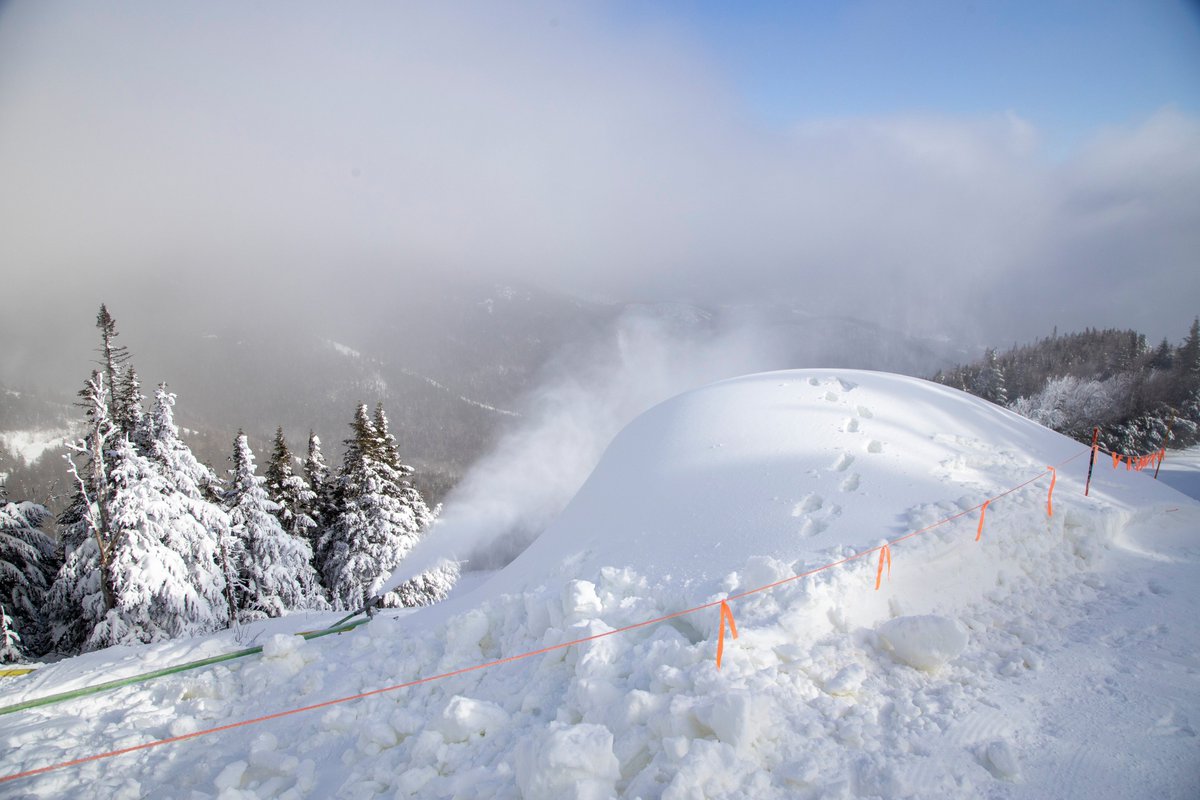 SkiWhiteface's tweet photo. Snowmaking on Upper Northway is ON and we are up to 70 trails!
#WhitefaceMountain #SnowTribe #NYLovesWinter #MondayVibes #Snow #LakePlacid #mountains https://t.co/aIG7ddtUo2