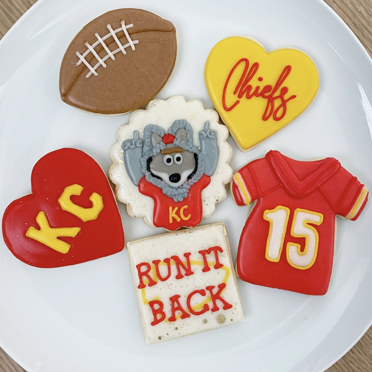 Jennifer Sims tweet media