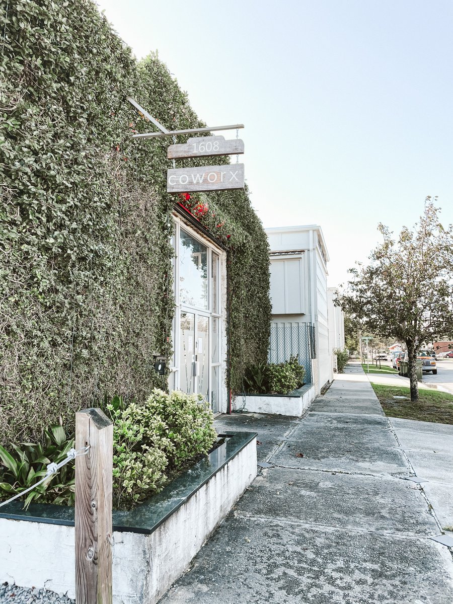 Let’s kick off the week with a strong mindset! What’re you hoping to accomplish this week? What’re you looking forward to? #MondayMotivation