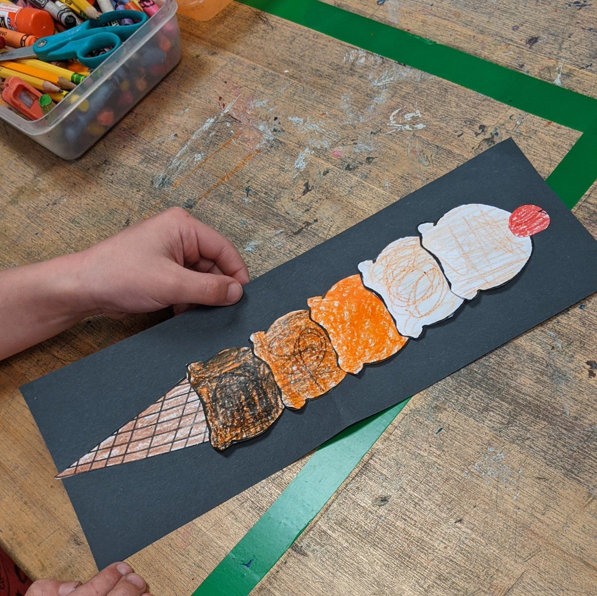 Just a little Pop Art lesson to make values. Bells Ferry artists are rocking it with their mixed crayon values.

#bellsferryartrocks #topteachbley #icecreamart