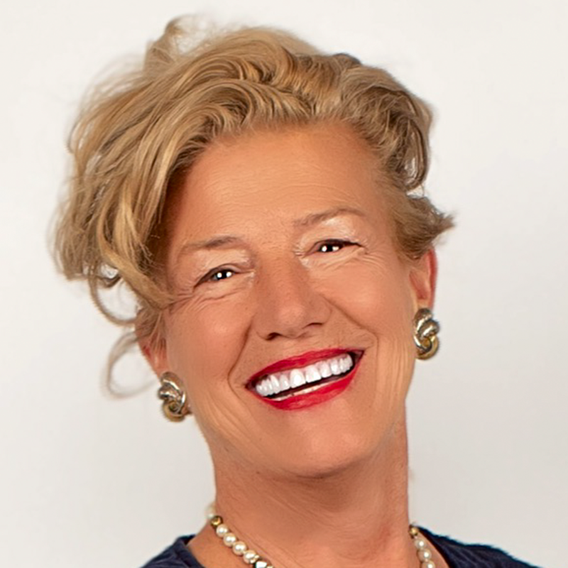 AAFNational's tweet photo. We’re proud to announce Helen Lavelle as the recipient of the AAF’s Barton A. Cummings Gold Medal Award for her distinguished service to advertising through volunteer work with the AAF. Read more about Helen’s service here: https://t.co/c2exWURUD1 https://t.co/cUJSOGvYGO