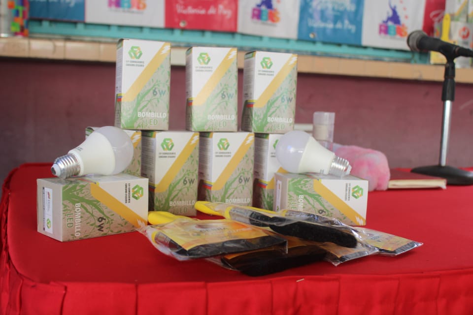 Anunciamos en nuestro programa radial #RibasVictoriaDePaz la RECUPERACIÓN de la Unidad Educativa Estadal 23 de Enero, así como los trabajos en el Núcleo de Atención Primaria (NAP) y el Consultorio Medico Popular de Barrio Adentro ¡FORTALECIENDO la EDUCACIÓN y la SALUD del PUEBLO!