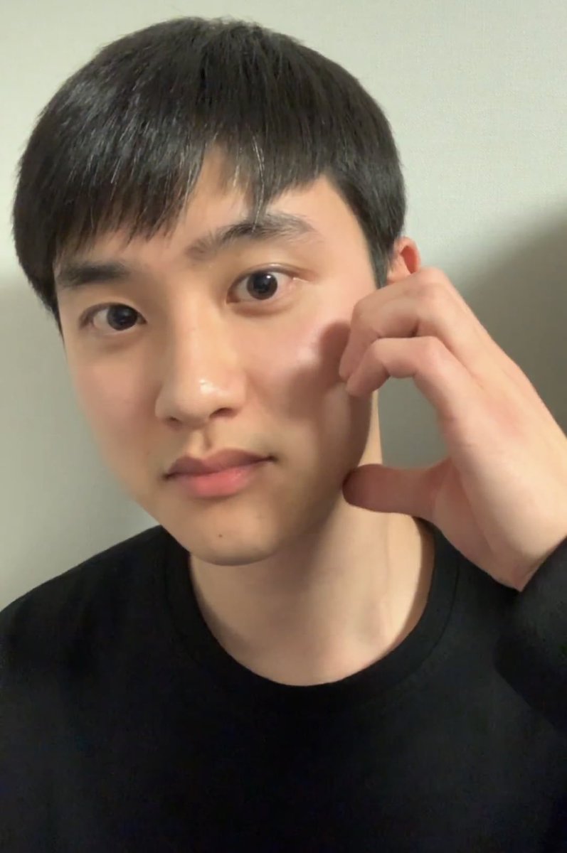 Hello! This is D.O. Bubble update account! This account will provide Lysn Bubble Updates and English Translations from EXO D.O. #도경수 #엑소디오 #DohKyungsoo #괜찮아도_괜찮아 #ThatsOkay