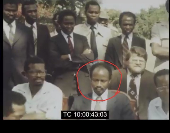 Via  @Unseen_Archive : It's 1973: A 29yr old Museveni forms a rebel grp, FRONASA, faxes its manifesto to the U.S embassy & declares war against Amin. Amin dismisses him as a 'confused agent of foreign interests.' 6 years later, M7 is made Defense Minister in the 1st post Amin govt