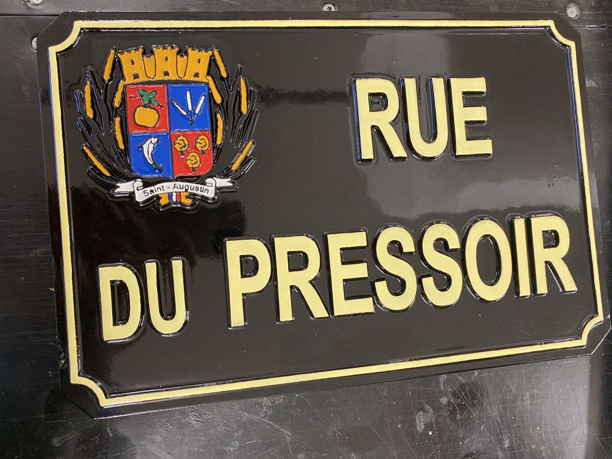 DoutreFonchima's tweet photo. Merci aux communes de :

- Lisle ( dept 24 ) 
- Saint-Augustin ( dept 77 )

Pour leur confiance 🙂
#signalétique #fonderiedoutre #plaques https://t.co/XR0uRMVTrT