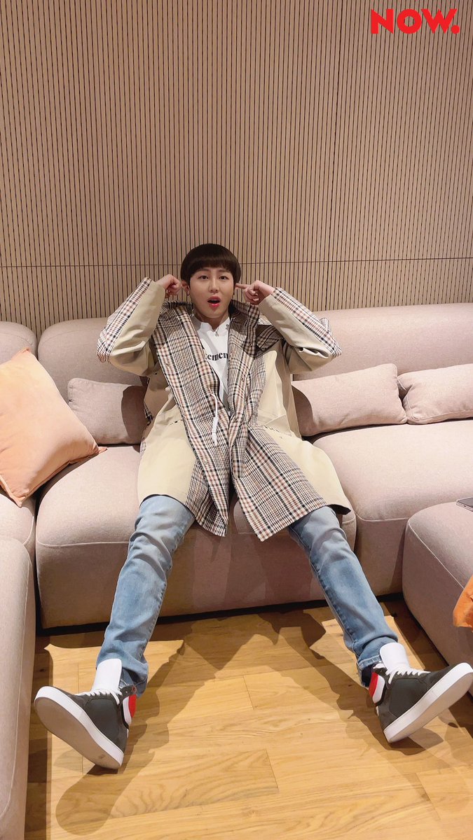 npop_zip's tweet photo. #심야아이돌 오늘은 핵귀ㅋㅋㅋㅋ 바가지셍👦🏻 뚜둔✨ 고화질로 움직이는 호스트 #하성운 열시에 만나요 #NOW온에어 https://t.co/bRS0wHn2TG https://t.co/OCjZRfW1tu