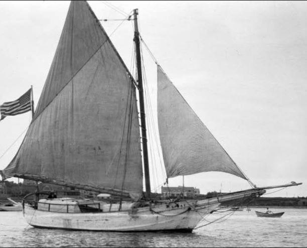 CaptnJac1's tweet photo. "Spray"  This is the legendary boat that Joshua Slocum sailed around the world alone.

Great story for any sailor!

https://t.co/InG30G7MNz

#paradise #jimmybuffett #newmusic #music #troprockmusic #captnjac #sailing #liveaboard #sailboat #sailingadventure https://t.co/HlM1ngbPOW