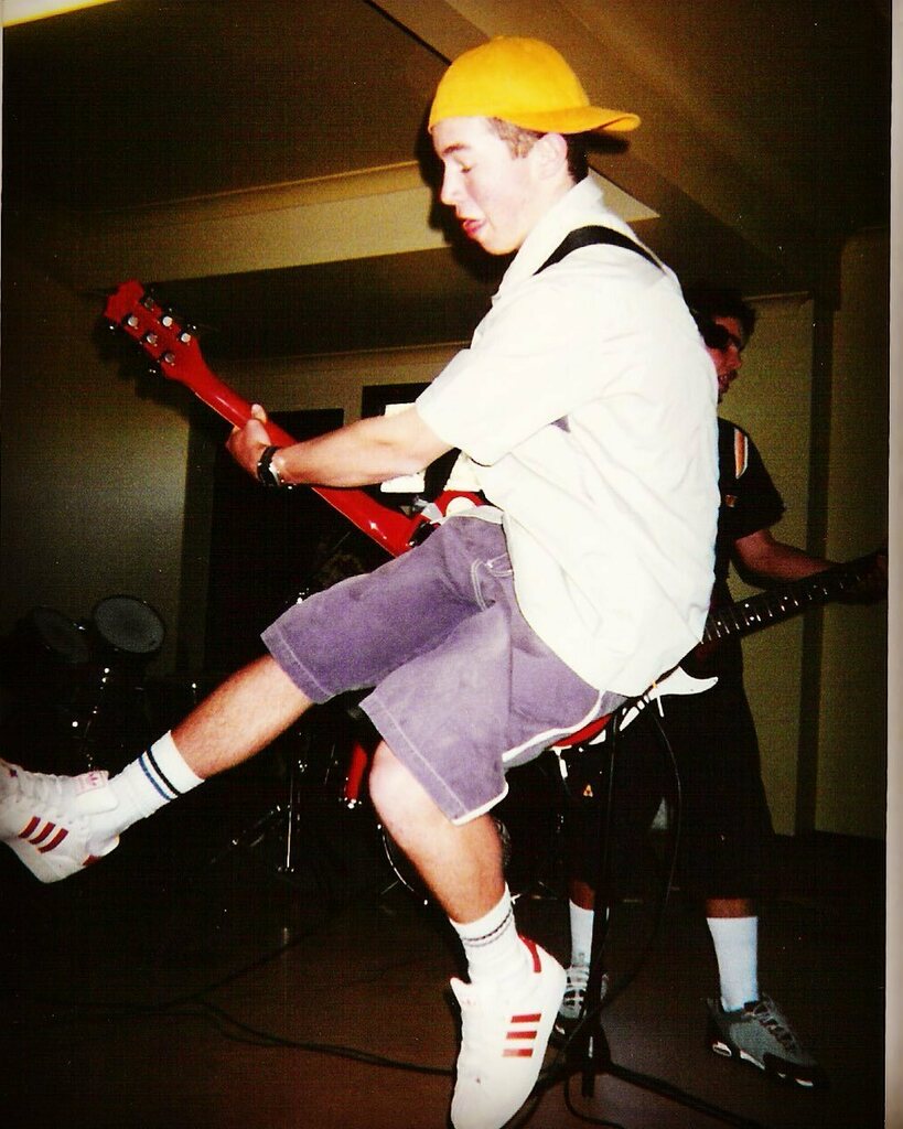 arundelsounds's tweet photo. 2001. Rehearsal/Concert in Dad’s Garage. Band was called Tall Order. 

“And we shall make the punk rock songs, and people shall bow down in worship of the punk rock we make” 🤘🏼 https://t.co/clHL5mwwWe https://t.co/hv2LTWcsMC