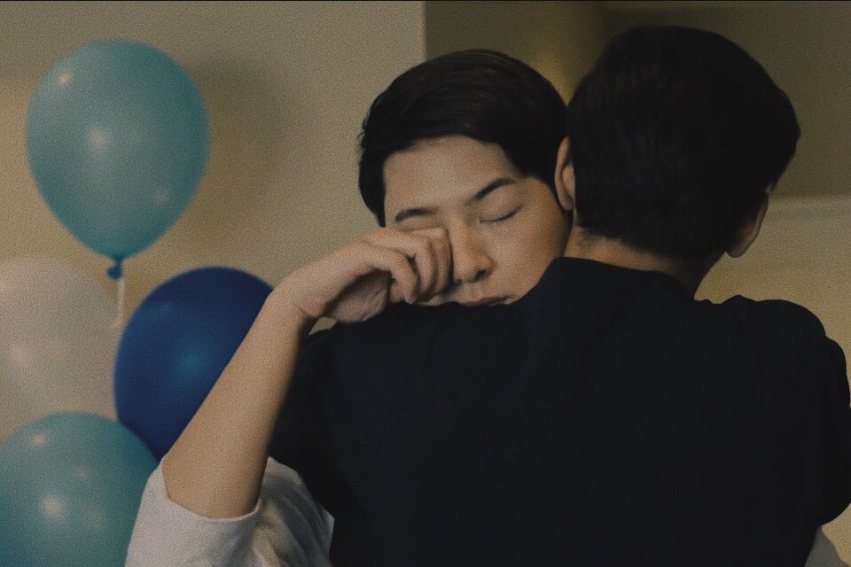 kristfilms's tweet image. my head hurts🥲

#KristPerawat 
#คริสพีรวัส