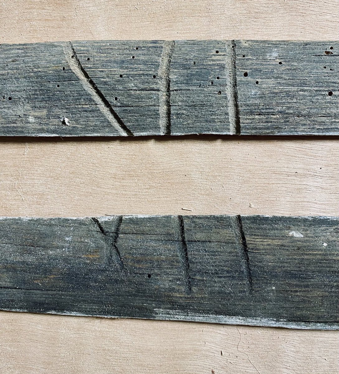 ZigguratTen's tweet photo. My house; C19th style vernacular retrofit. Carpenters marks in plastering laths, plausibly riven and recycled from an earlier timber framed structure that stood on the castle site. #TangibleHistory https://t.co/l44jGxJlEV