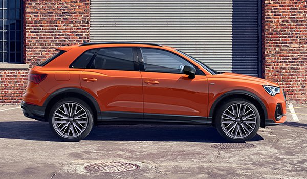 AudiBR's tweet photo. O conforto do Audi Q3 é perfeito para quem usa o carro no dia a dia. #AudiBR #AudiQ3 https://t.co/kv7bhpnBQU