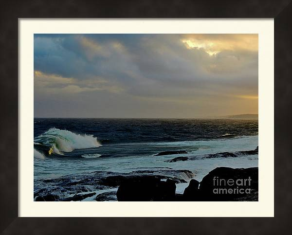 'Sun n Surf 2' maurice-hebert.pixels.com/featured/sun-n… #Ocean #Sea #Sunset #Surf #Tide #Coast #Coastal #NewEngland #Maine #Sky #Art #PhotoArt #Prints #Images #CottageArt #HomeArt #GardenDecor #HomeDecor #InteriorDecor #OfficeDecor #BusinessDecor #OceanThemes #Shoreline #Gifts #FineArt #Photos