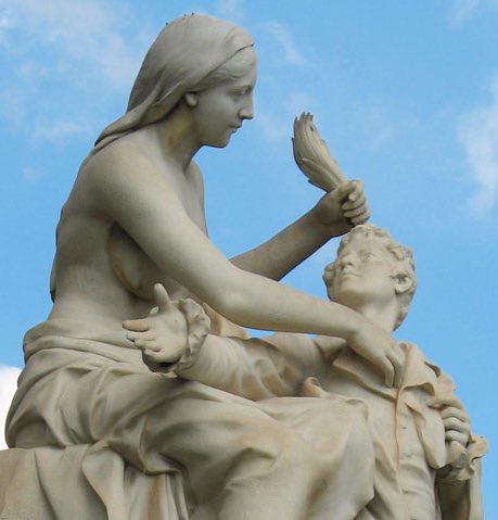 9/ The sculpture itself is purely Neoclassical: Greece is depicted as a partly nude mother figure, crowning a youthful Byron with a palm leaf. A small figure crouches behind the main scene, meant to portray oppressed Greeks under Ottoman oppression.Don’t miss the dolphin strut!