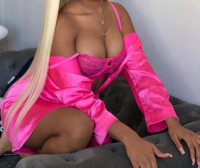 Go check out my FREE OF  https://t.co/qfHTRuxDxL  #onlyfans #buycontent #sellcontent #adulttwitter #pink<a href="/tag/onlyfans"class="tags">#onlyfans</a><a href="/tag/pink"class="tags"><span>#pink</span></a><a href="/tag/females"class="tags"><span>#females</span></a><a href="/tag/blackgirls"class="tags"><span>#blackgirls</span></a><a href="/tag/mondaythoughts"class="tags"><span>#mondaythoughts</span></a><a href="/tag/blackpink"class="tags"><span>#blackpink</span></a>