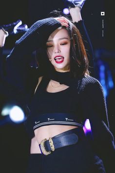 HourlyYeeun's tweet photo. #CLC #YEEUN @CUBECLC https://t.co/pPlesBx8m5