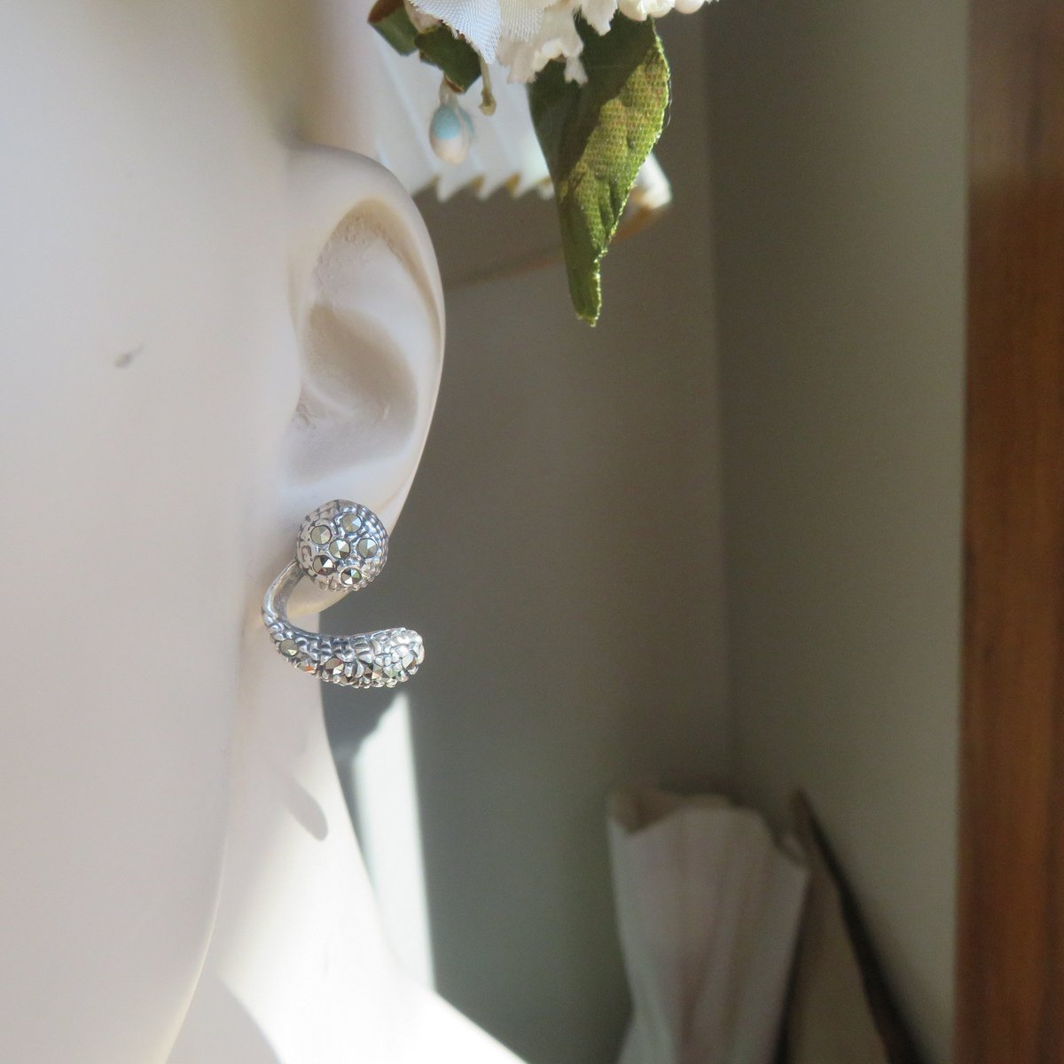 sobertj's tweet photo. Excited to share the latest addition to my #etsy shop: Vintage Genuine Marcasite & Sterling Silver 925 Post Drop Swirl Earrings, Wt. 5.3 https://t.co/RwIZjqh8yV #silver #black #women #stone #butterfly #artnouveau #earlobe #925sterlingsilver #postdangle https://t.co/GNW3KcSqgL