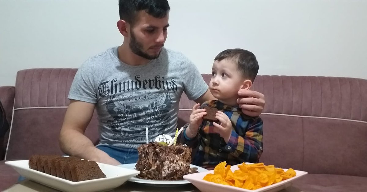 Dün biricik ( atını çizerek sahiden bir tane ) yeğenimin doğum günüydü