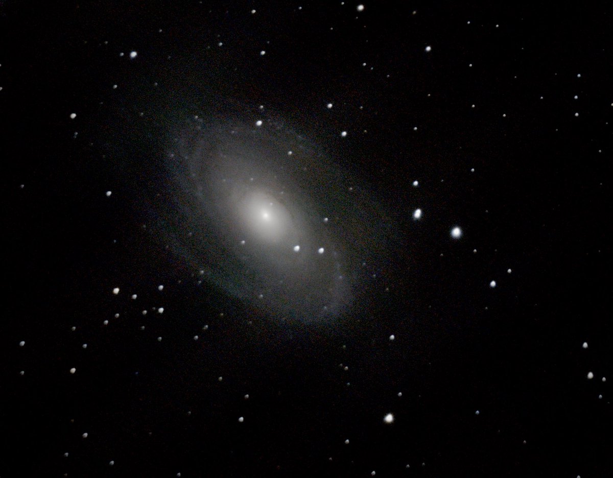 daraobriain's tweet photo. Got these from the garden at the weekend. Whirlpool Galaxy and Bode’s Galaxy. Still working off lots of short exposures (80x30sec), while I try to get auto-guiding sorted. Also, froze my nuts off. https://t.co/J0PT7pr5mU