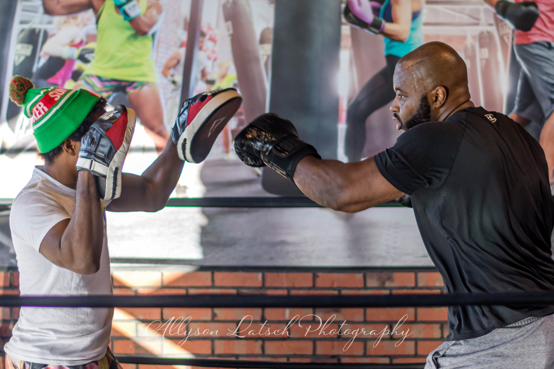 tbcMcKinneyTX's tweet photo. There's nothing like working on your body and mind in the ring!🥊
Who else is ready to step up their fitness game and sharpen their boxing skills with some private training?!👊💥

#TITLEboxingclub #TITLEfam #boxing #fitness #ifightfor #goals #privatetraining #goals2021 #kic https://t.co/A6ZyAqAsNL