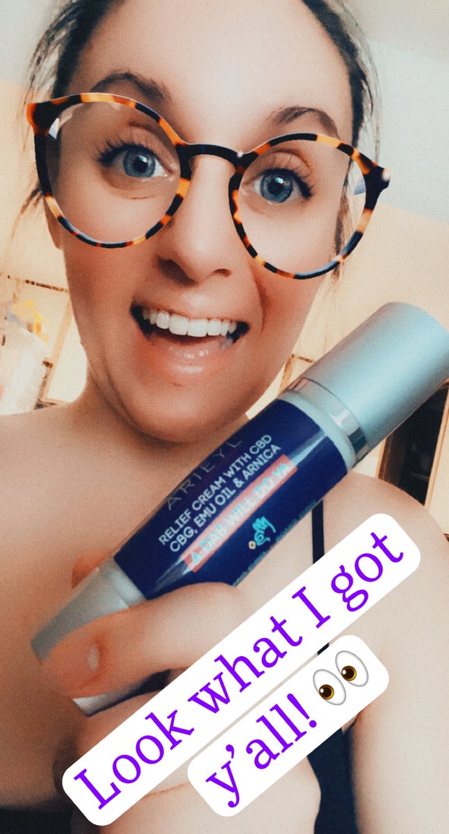 ehfar526's tweet photo. This pain relief is everything! It works wonders on my sore knee and lower back! 🙏🏼 #yourhighestself #adabwilldoya #arieyl #arieylcbd https://t.co/N8RAZkvCOq