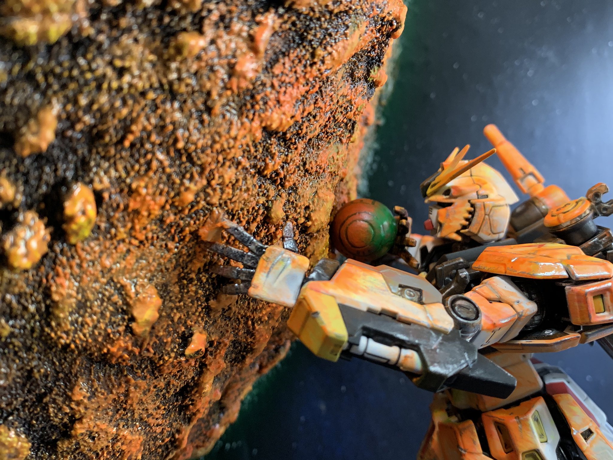 ジオラマ　ガンダム ジオラマに使う建物です。 ガンダムEXは細かすぎて塗装は部分