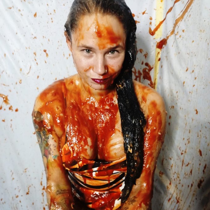 I can still cause a riot in an empty house 😈😉💦 #wetandmessy #wet #messy #wam #savory #bucket #gameshow<a href="/tag/fetish"class="tags"><span>#fetish</span></a><a href="/tag/wet"class="tags"><span>#wet</span></a><a href="/tag/messy"class="tags"><span>#messy</span></a><a href="/tag/bucket"class="tags"><span>#bucket</span></a><a href="/tag/sauce"class="tags"><span>#sauce</span></a><a href="/tag/fantasy"class="tags"><span>#fantasy</span></a><a href="/tag/gameshow"class="tags"><span>#gameshow</span></a>