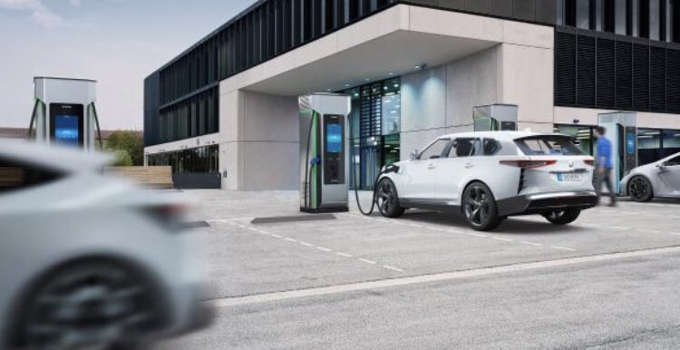 Faster EV-charge points will help reduce #chargeanxiety 

‘where consumers fear the infrastructure's availability, the time it takes and the ease of use.’ Cont. 

▶️ autovistagroup.com/news-and-insig… 

#RangeAnxiety #Automotive @Siemens #EVCharging #ElectricVehicles #BEVs #SichargeD