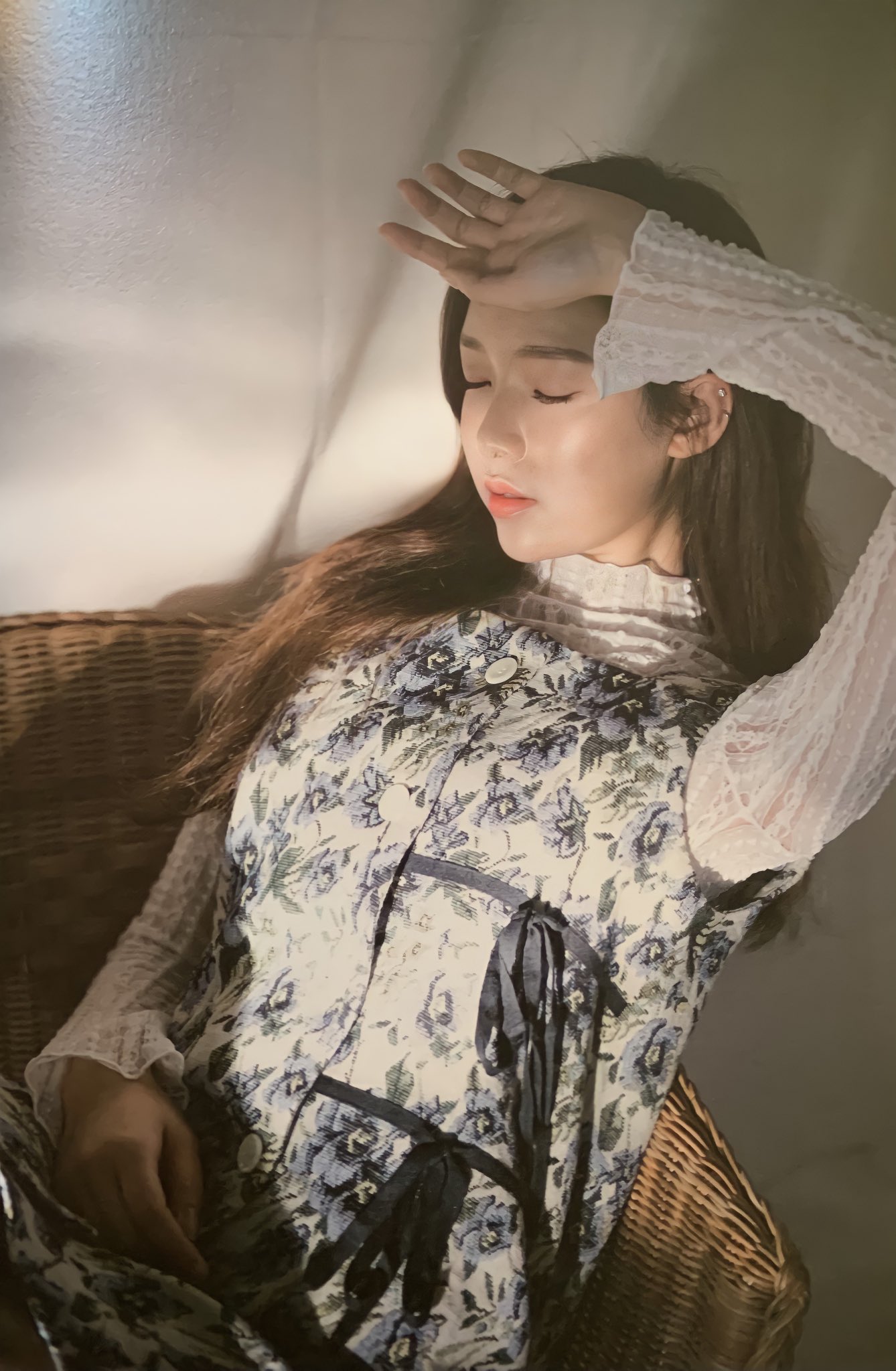 Esl_WVBXIAE3WFW.jpg:orig